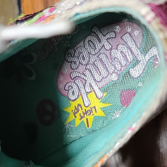 Toddler Skechers Twinkle Toes Shoes Size 6 - Picture 6 of 6